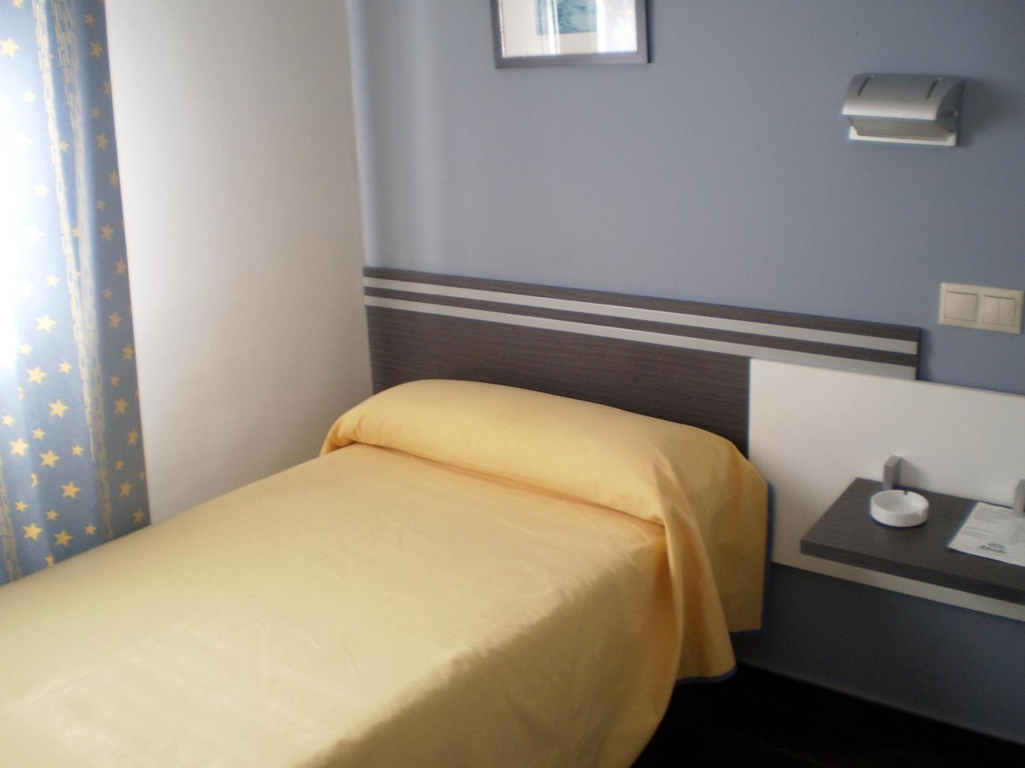 Hostal Rica Posada Guadalajara Buitenkant foto